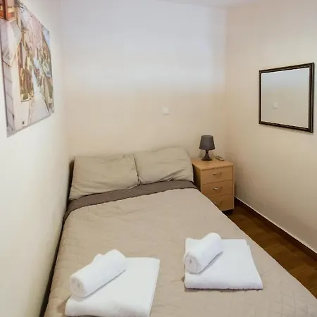 Mat Old Town B * 罗希姆诺